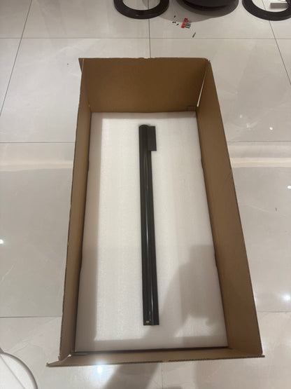 Beosystem 9000C Floor Stand conversion kit includes